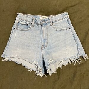 ABERCROMBIE & FITCH The 90’s Relaxed Cutoff Short High Rise SIZE 28/6